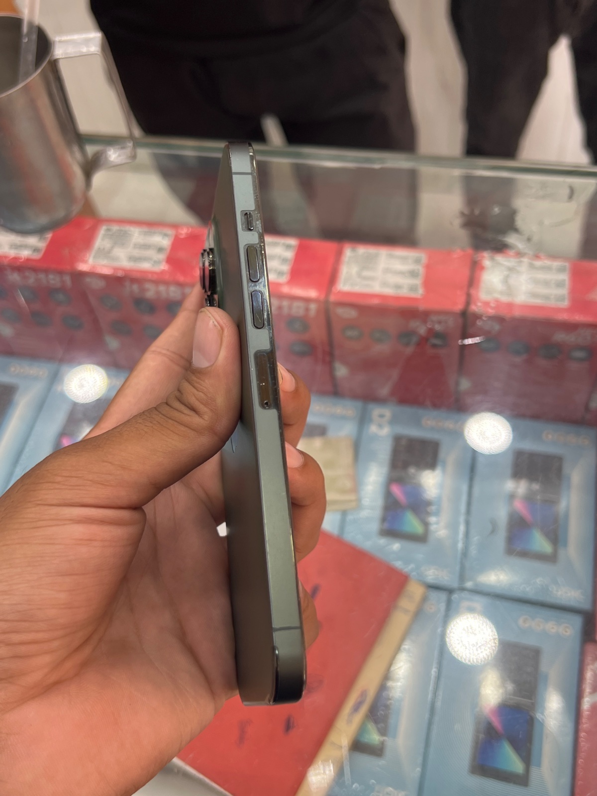 iPhone 13 Pro Max · 128GB - photo 3