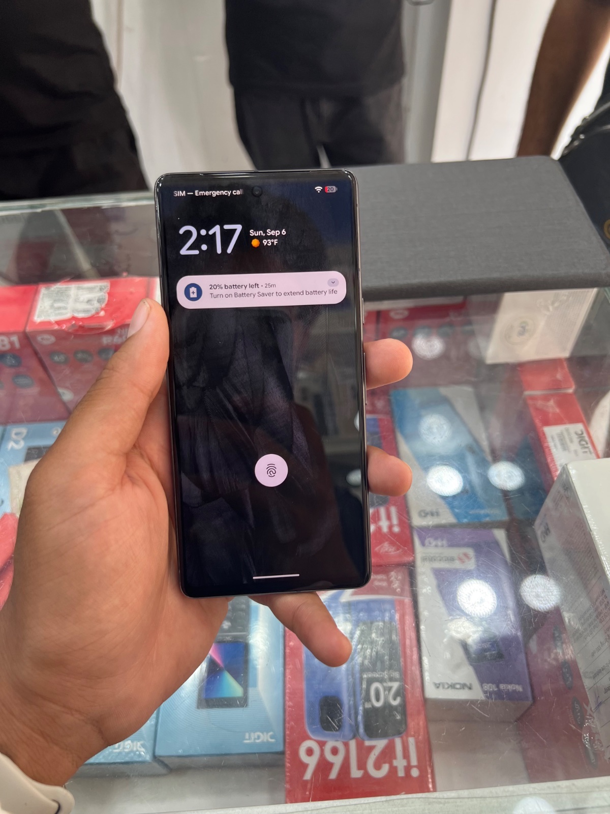 Pixel 7 · 8GB / 128GB - photo 2