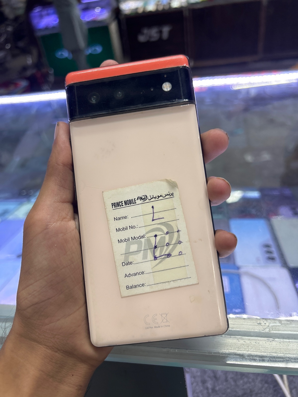 Pixel 6 · 8GB / 128GB - photo 3
