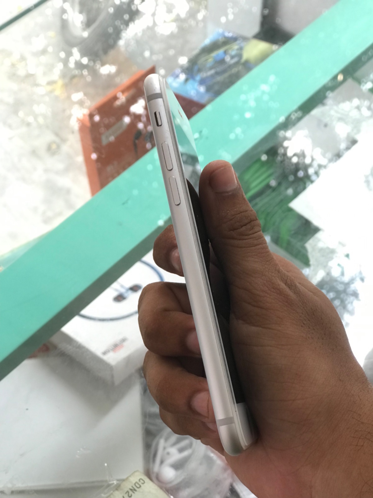 iPhone 7 · 32GB - photo 4