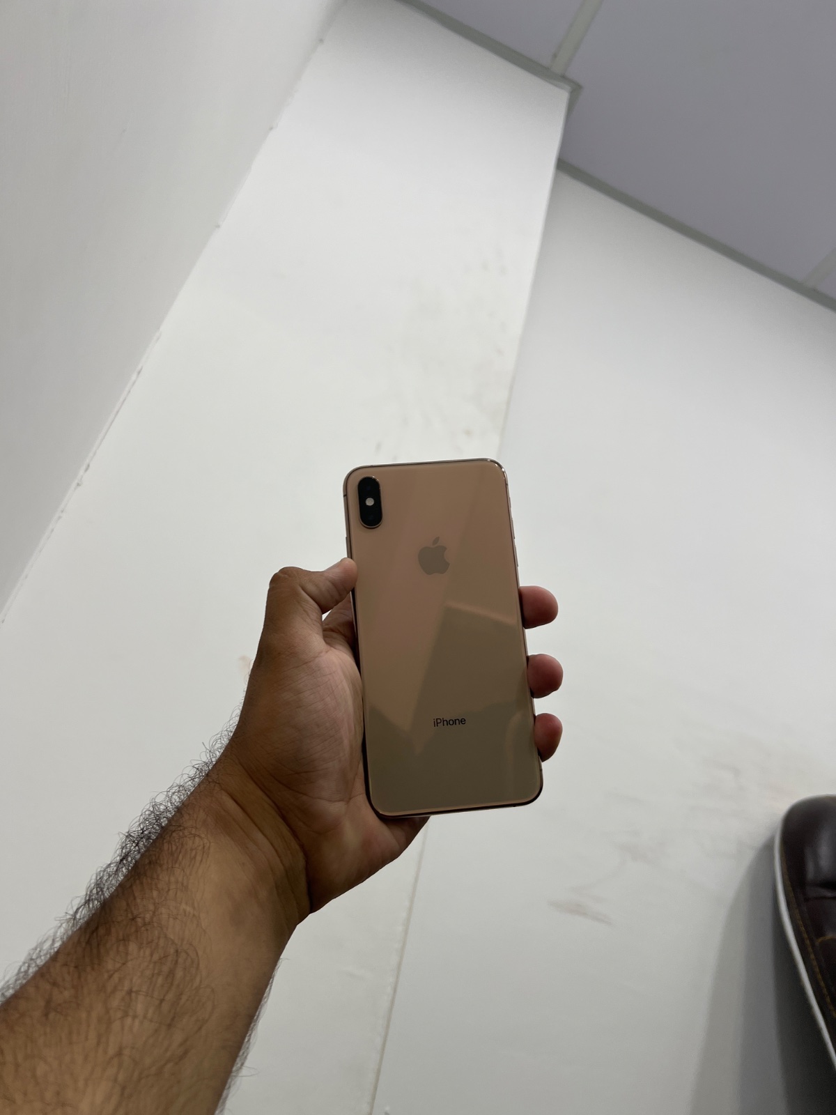 iPhone XS Max · 64GB - photo 3