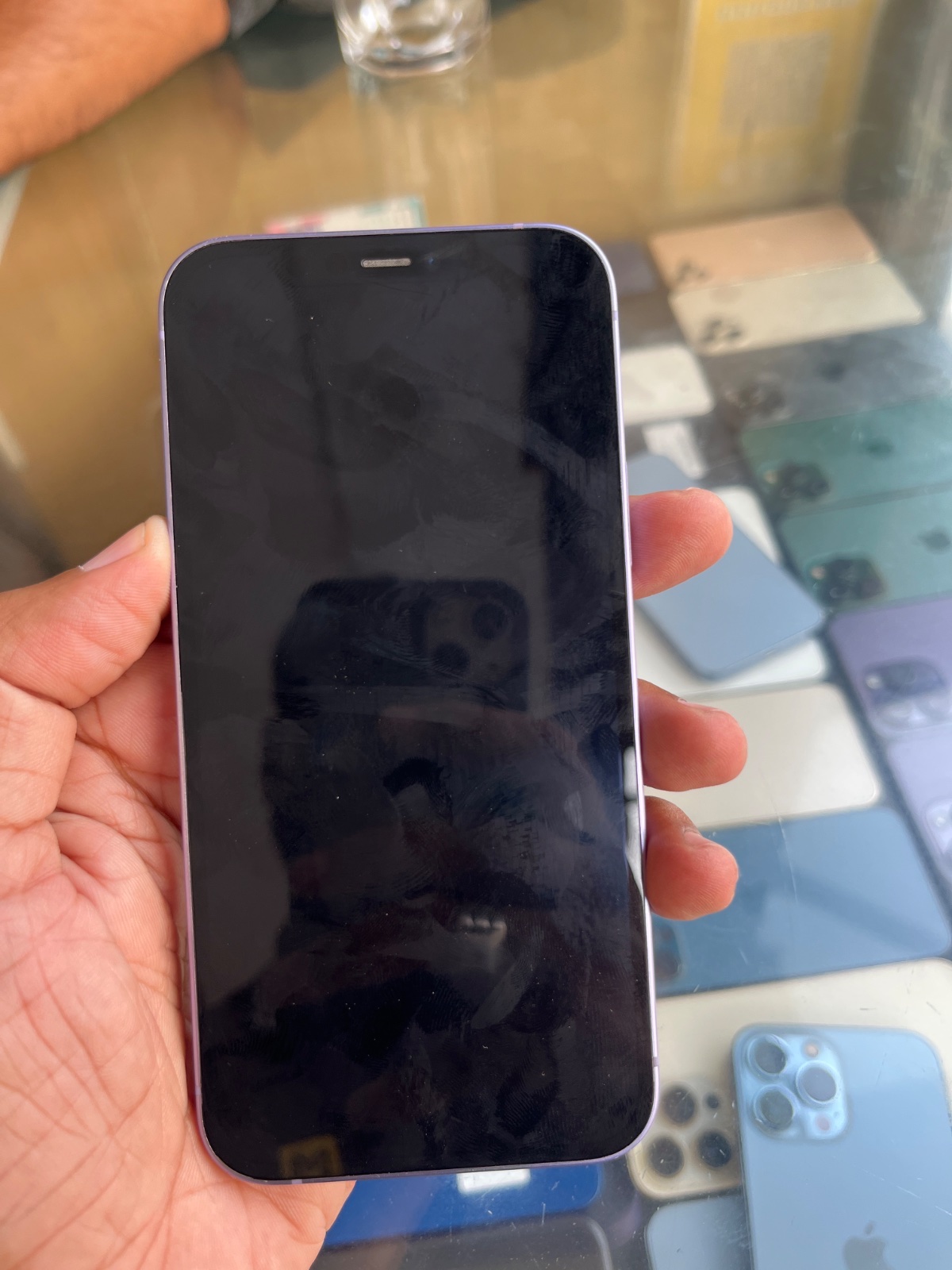 iPhone 12 · 64GB - photo 2
