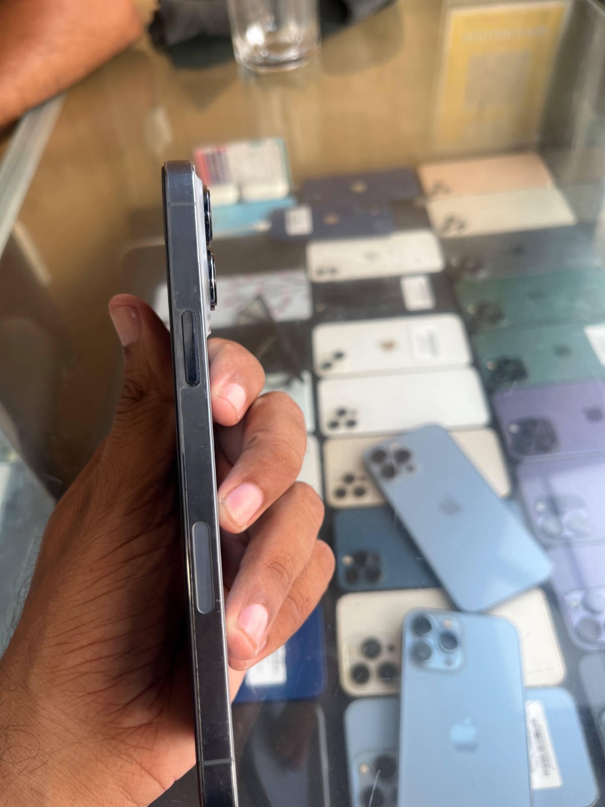 iPhone 13 Pro · 256GB - photo 3