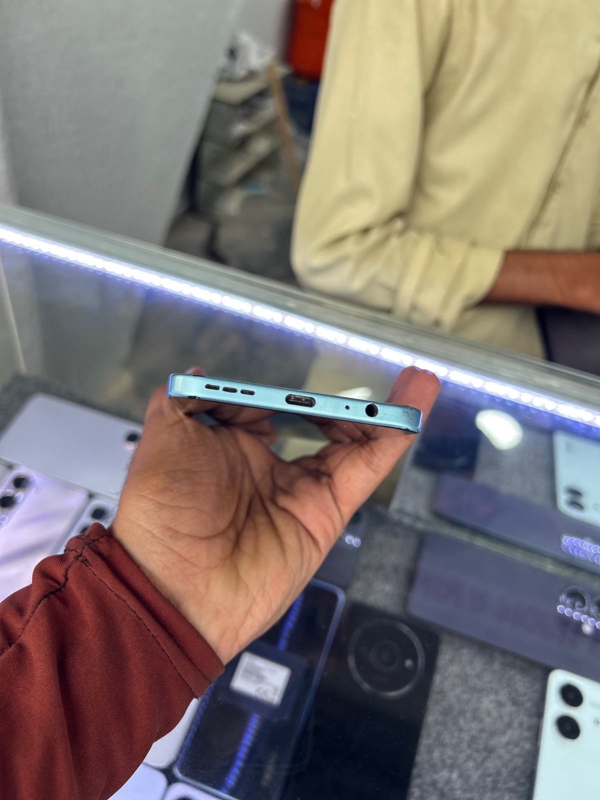 Infinix Hot 60 Pro · 8GB / 128GB - photo 1