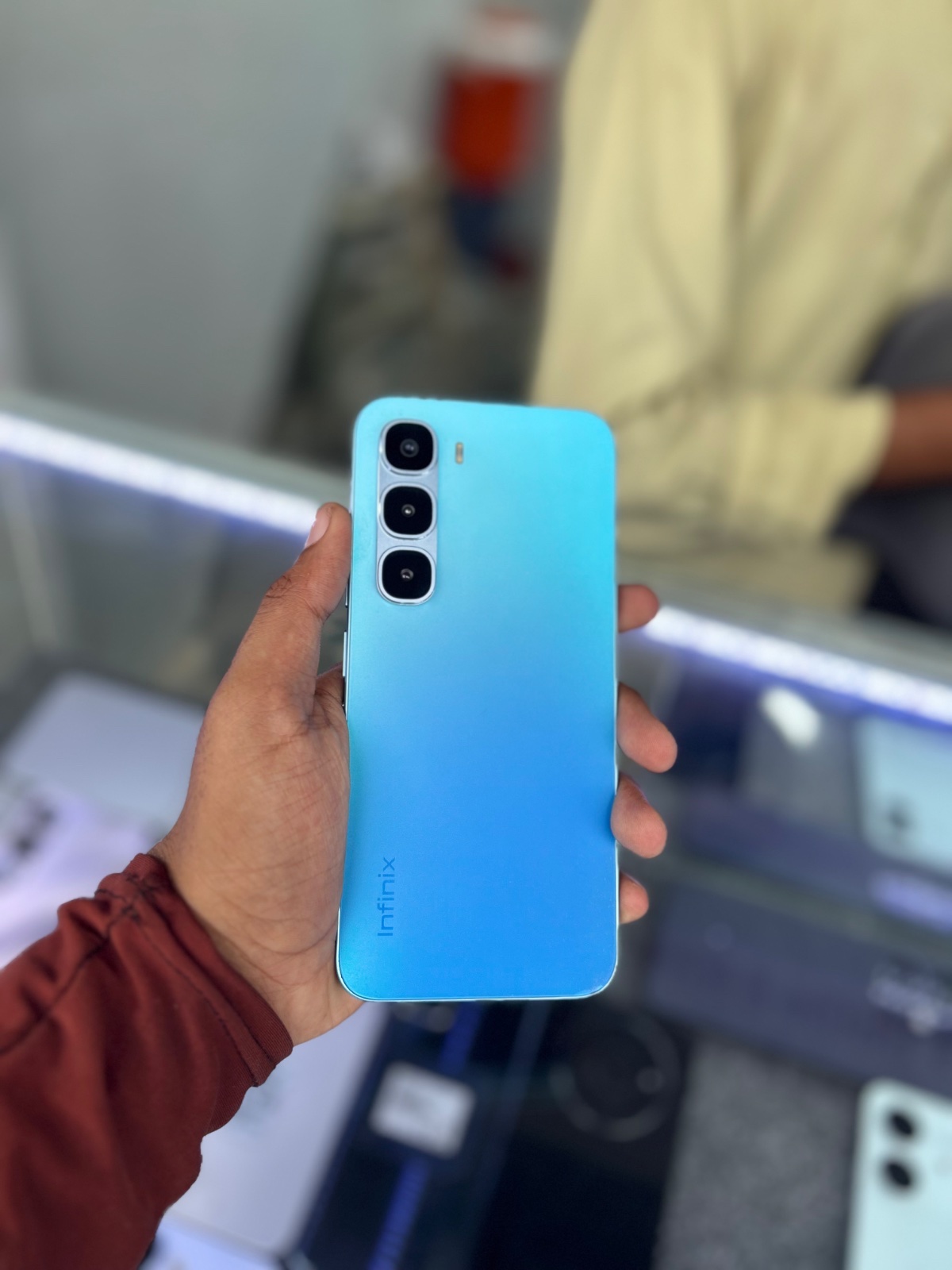 Infinix Hot 60 Pro · 8GB / 128GB - photo 5