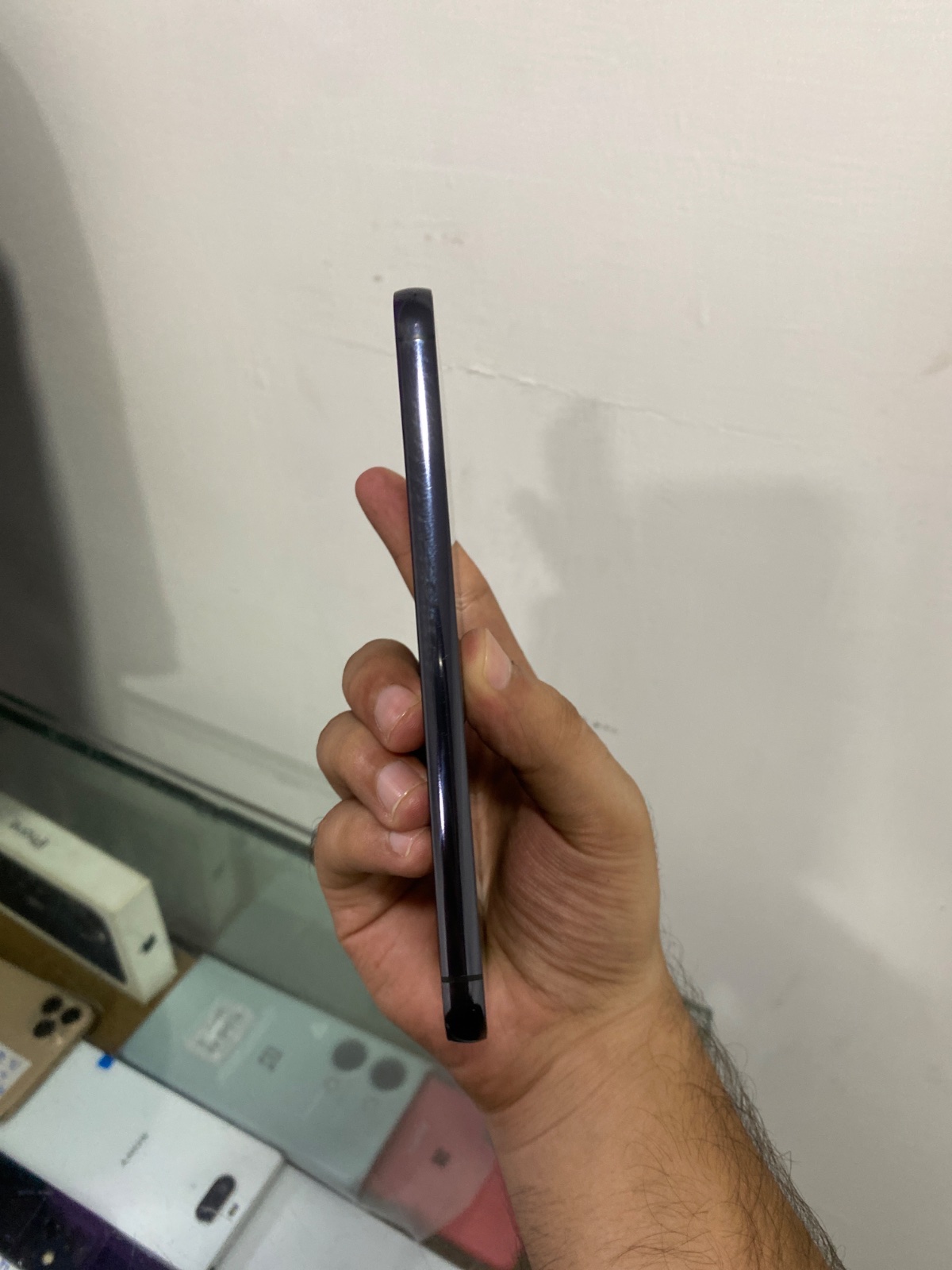 Galaxy S23 · 8GB / 128GB - photo 2
