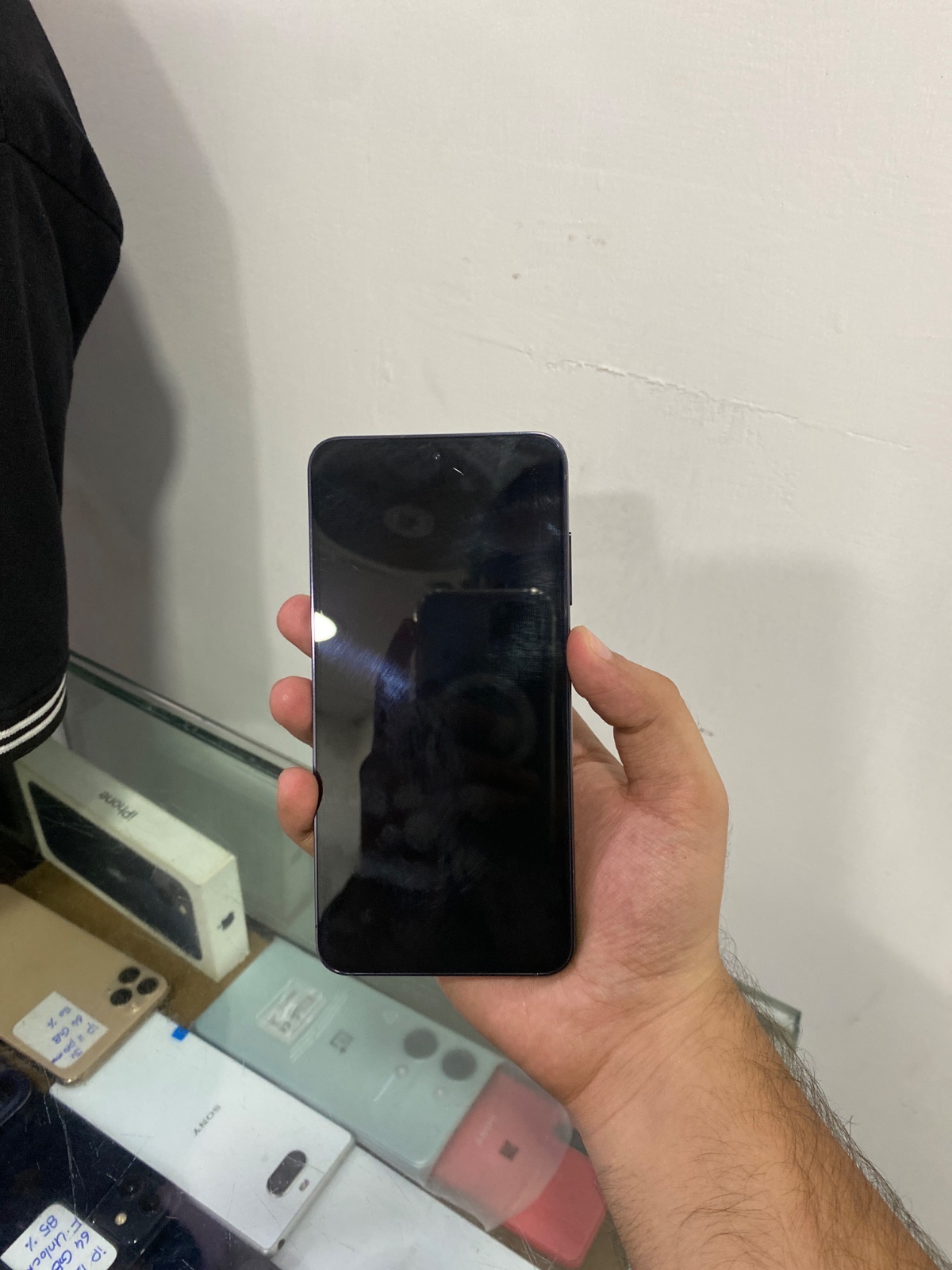 Galaxy S23 · 8GB / 128GB - photo 3