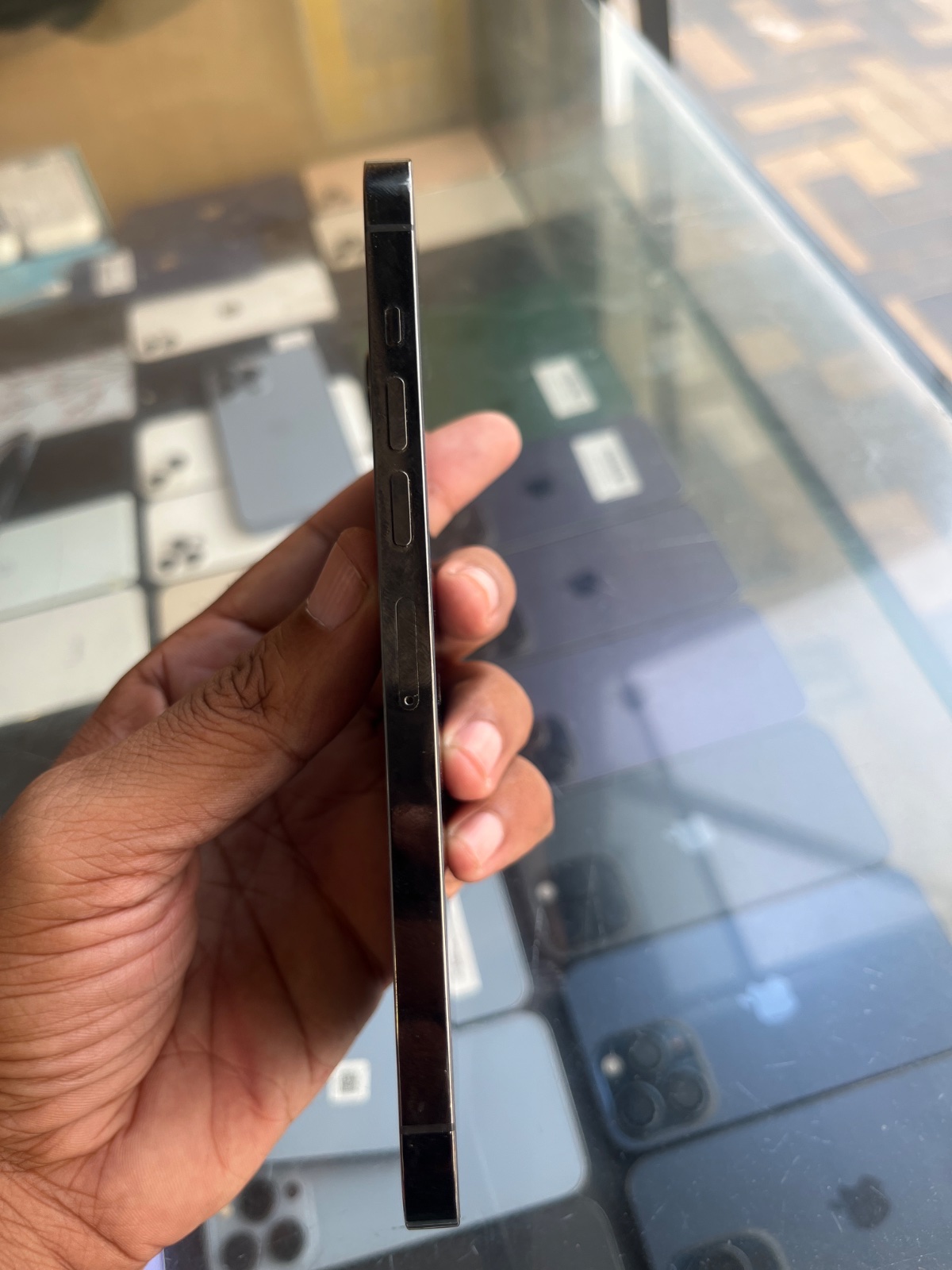 iPhone 13 Pro Max · 256GB - photo 3