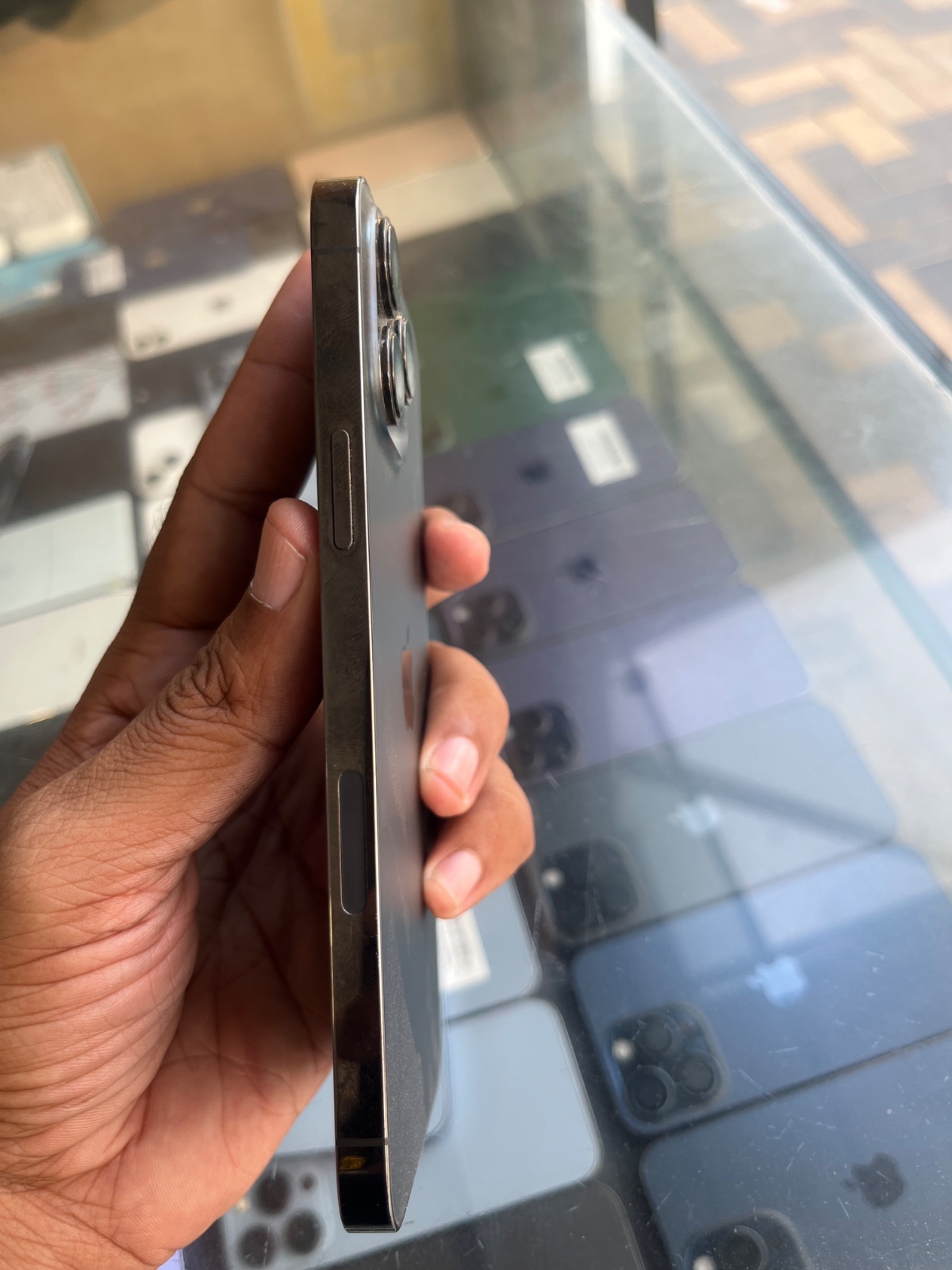 iPhone 13 Pro Max · 256GB - photo 4