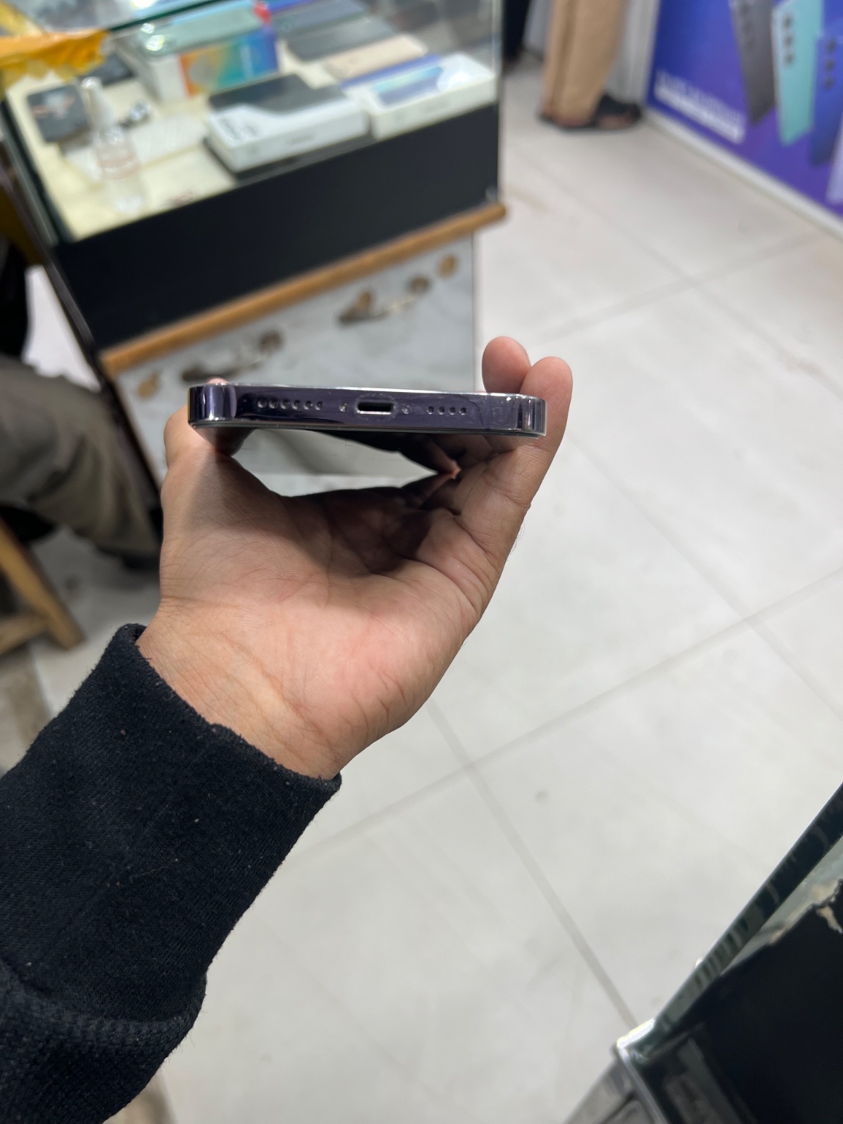 iPhone 14 Pro Max · 128GB - photo 4