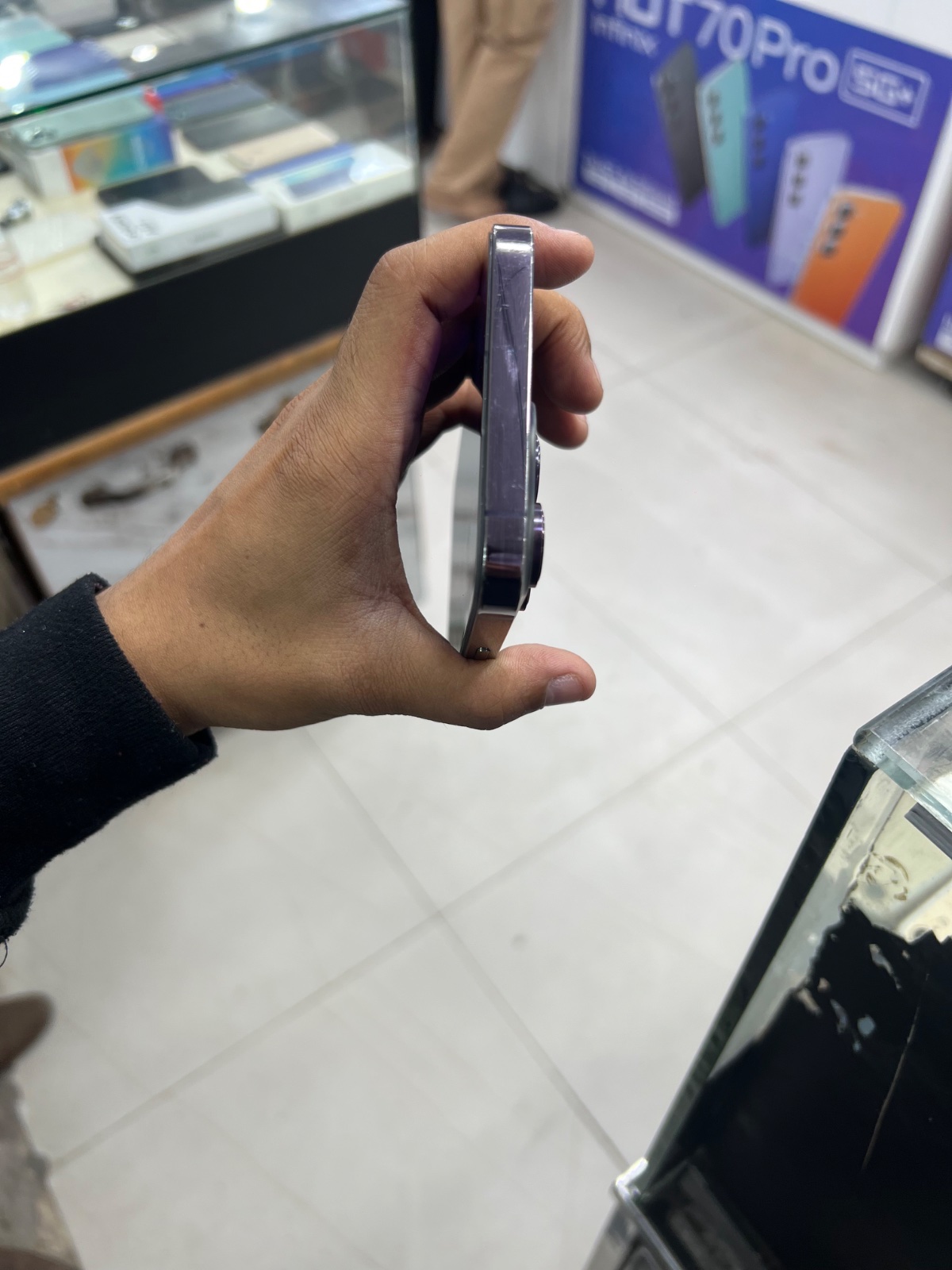 iPhone 14 Pro Max · 128GB - photo 5