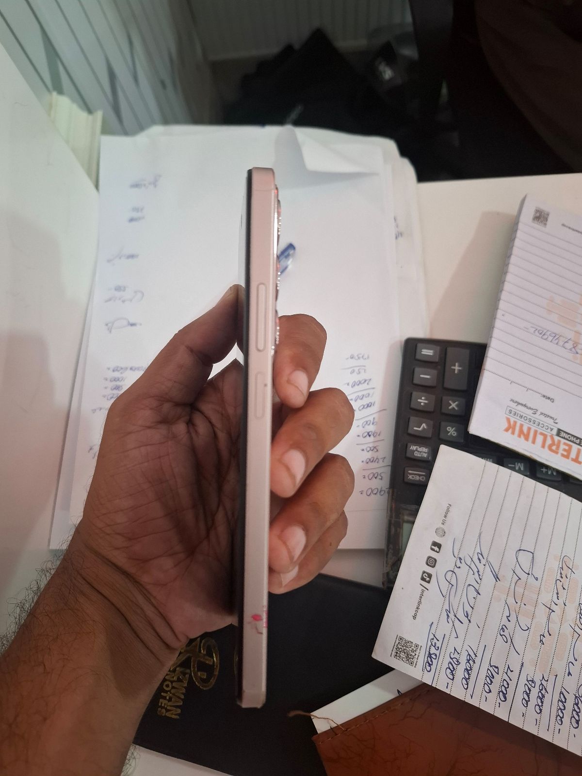 Realme C75x · 8GB / 128GB - photo 3