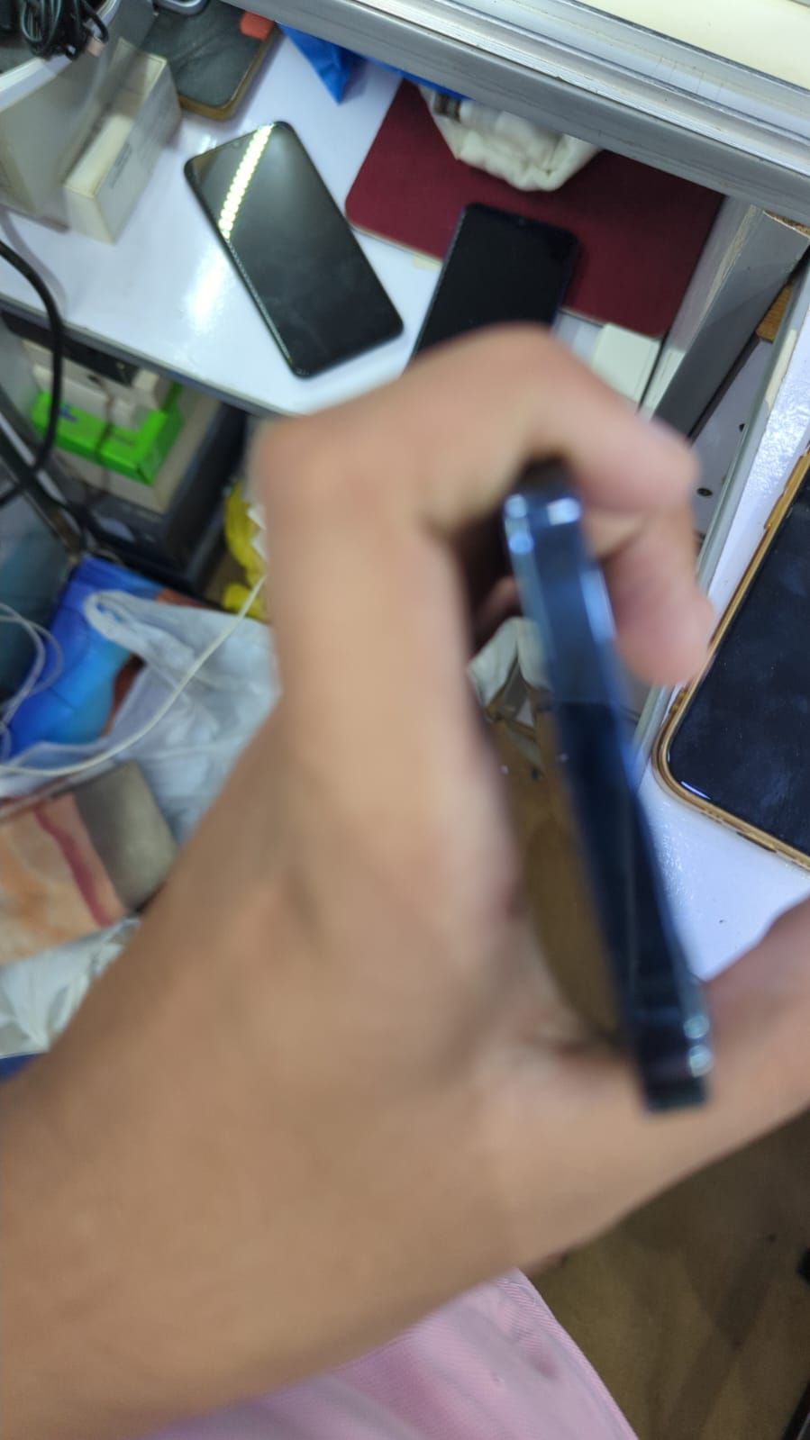 iPhone 12 Pro · 128GB - photo 2