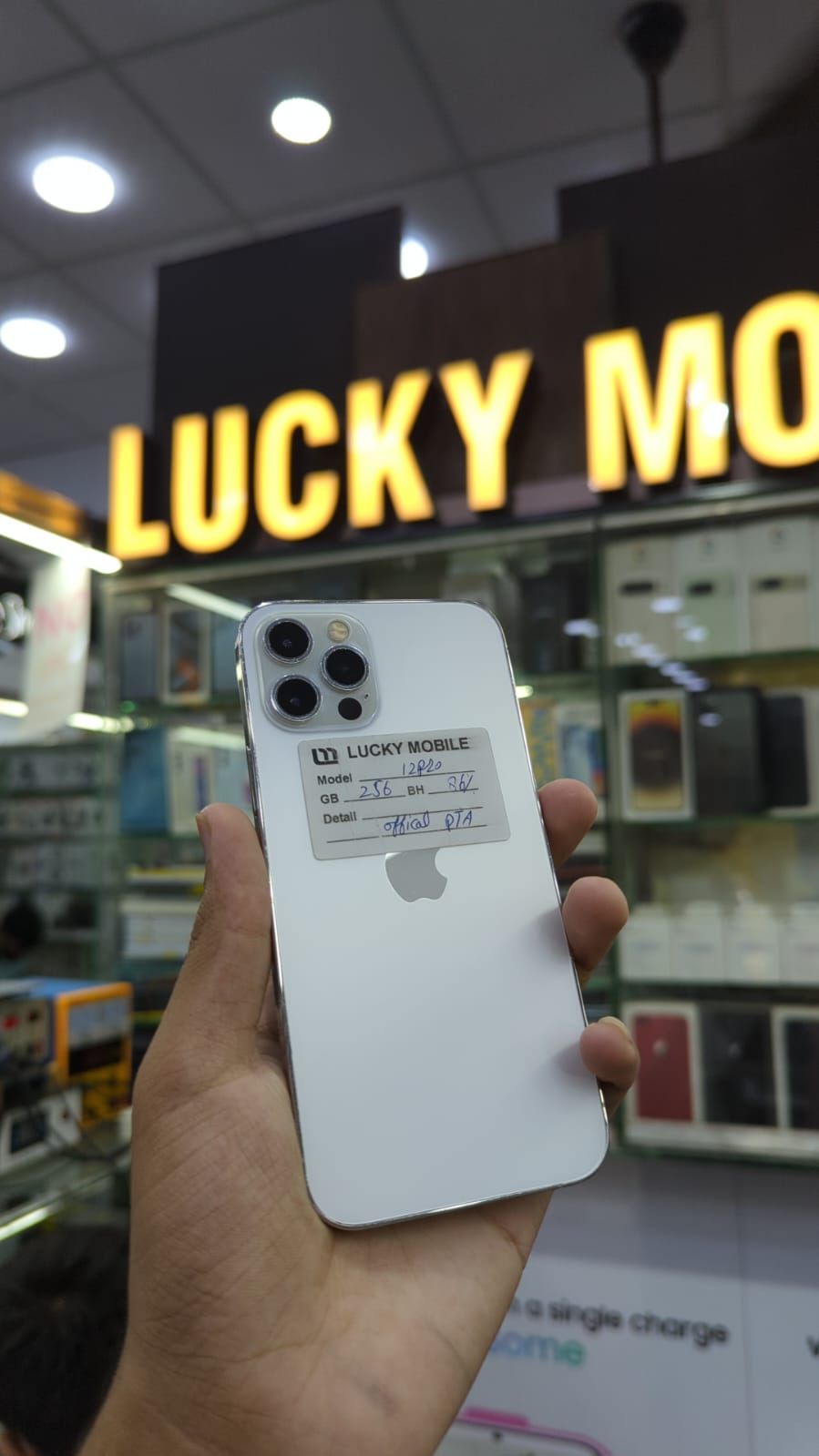 iPhone 12 Pro · 256GB - photo 1