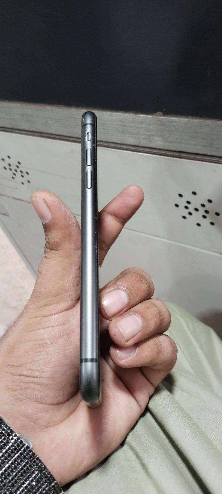 iPhone 11 · 128GB - photo 4