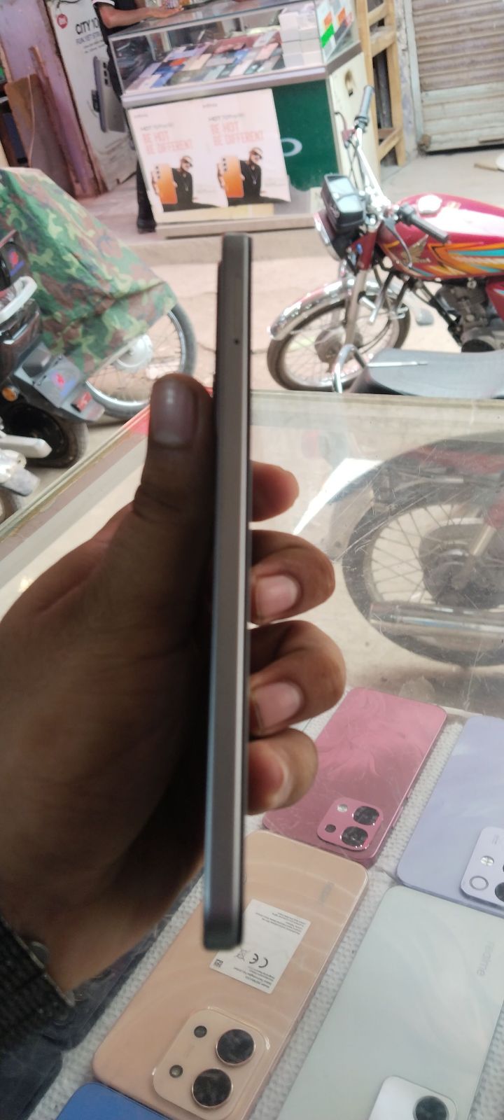 Tecno Spark 40 · 6GB / 128GB - photo 3
