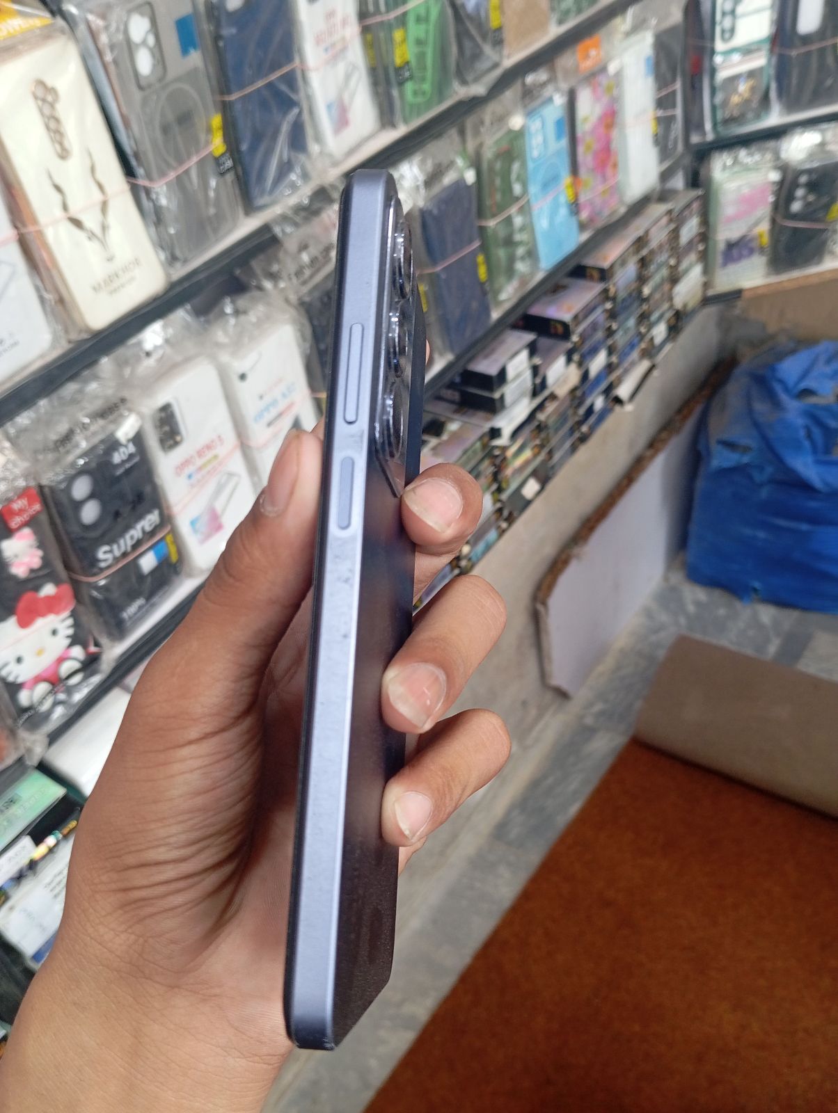 Realme C75x · 6GB / 128GB - photo 2