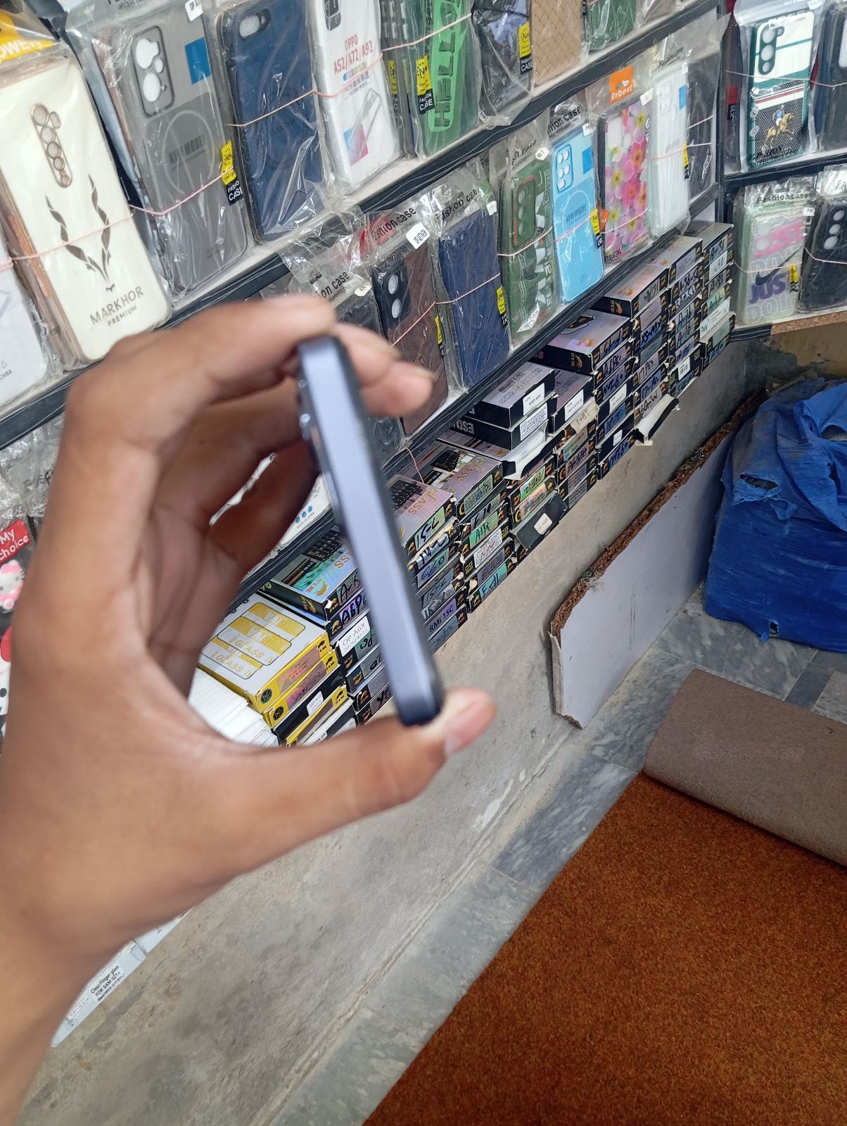Realme C75x · 6GB / 128GB - photo 4