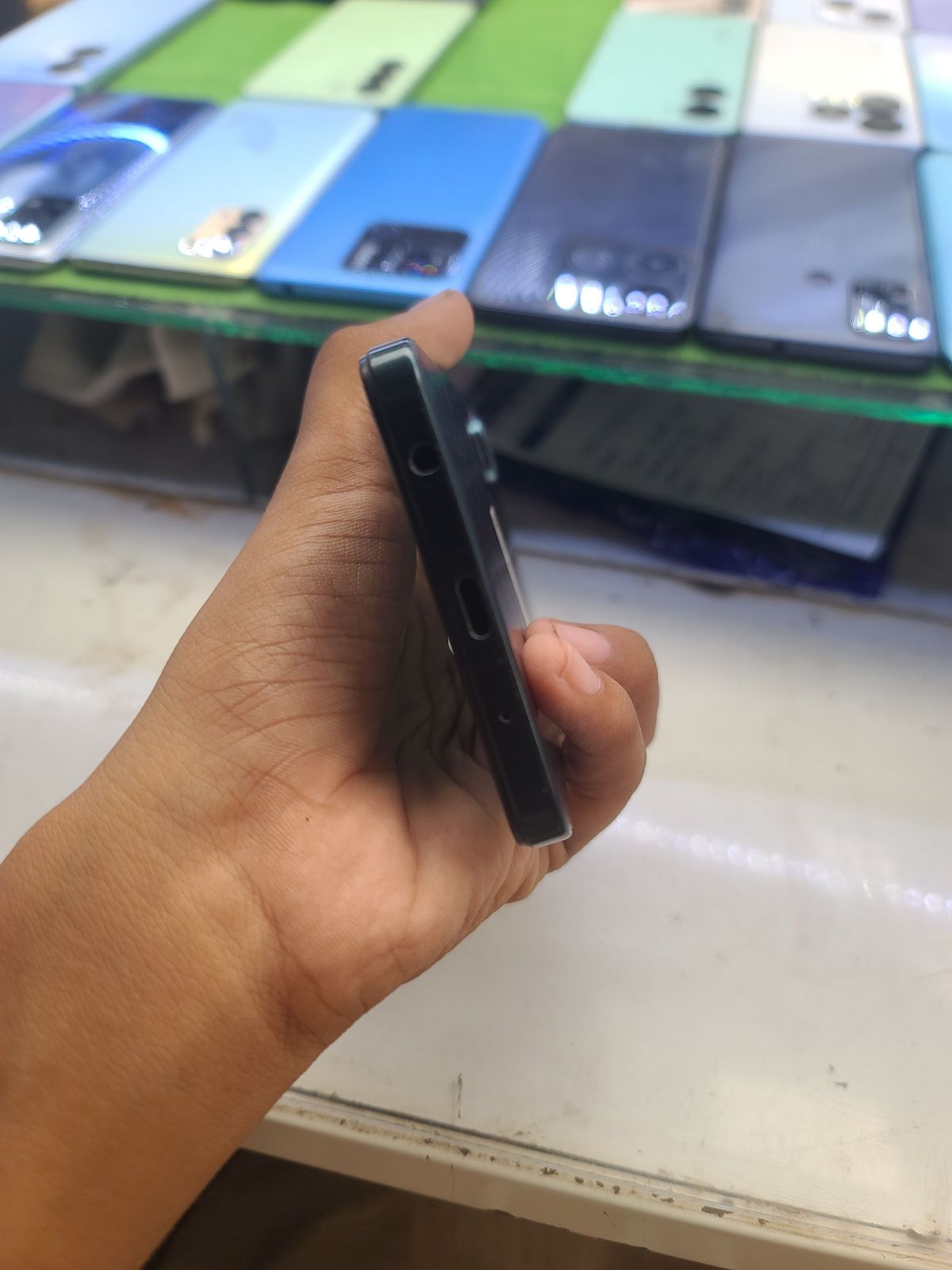 Vivo Y04 · 4GB / 128GB - photo 4