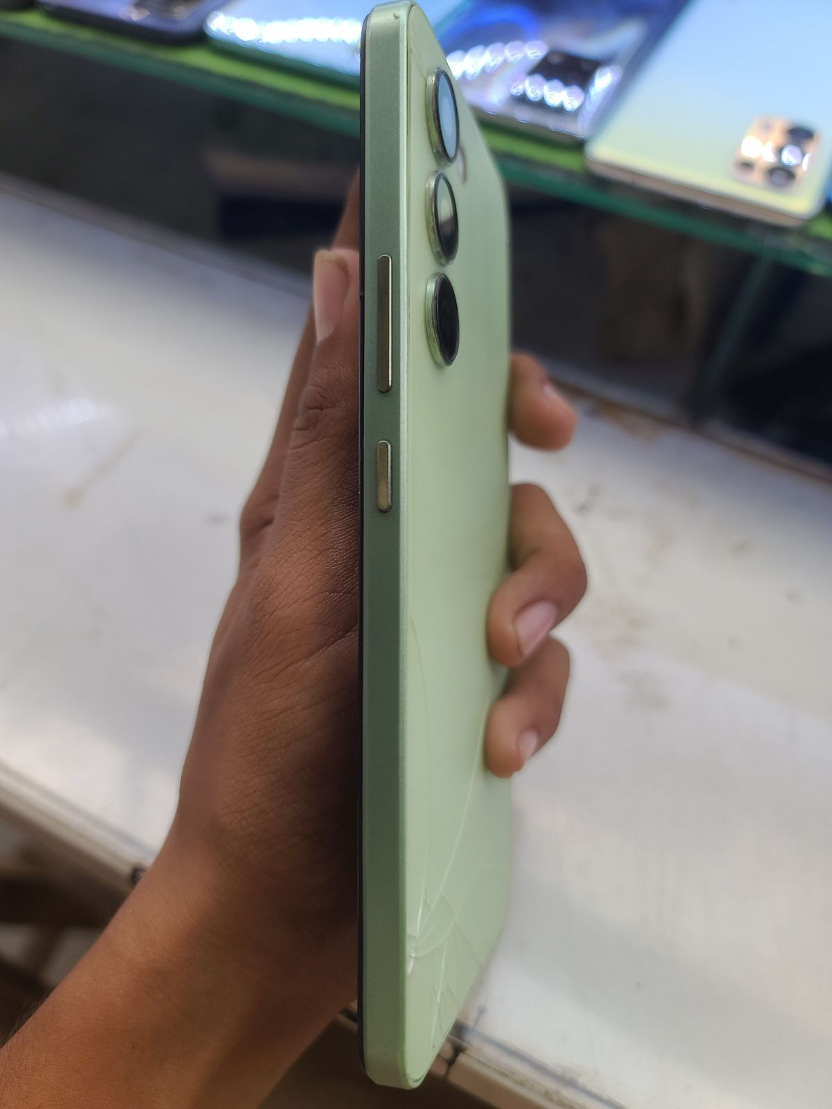 Vivo Y100 · 8GB / 256GB - photo 3