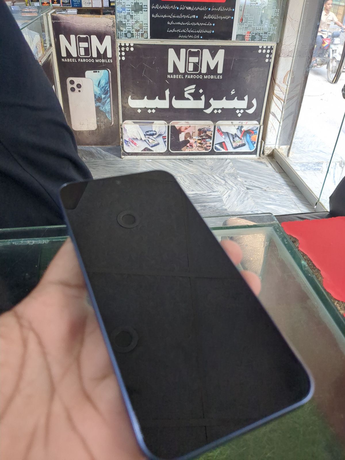 Oppo A6 Pro · 8GB / 256GB - photo 2