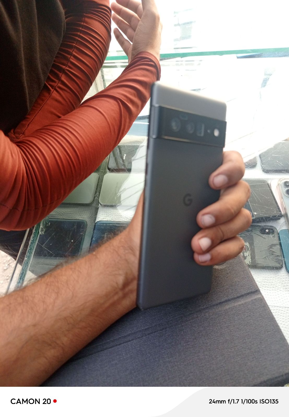 Pixel 6 Pro · 12GB / 128GB - photo 4