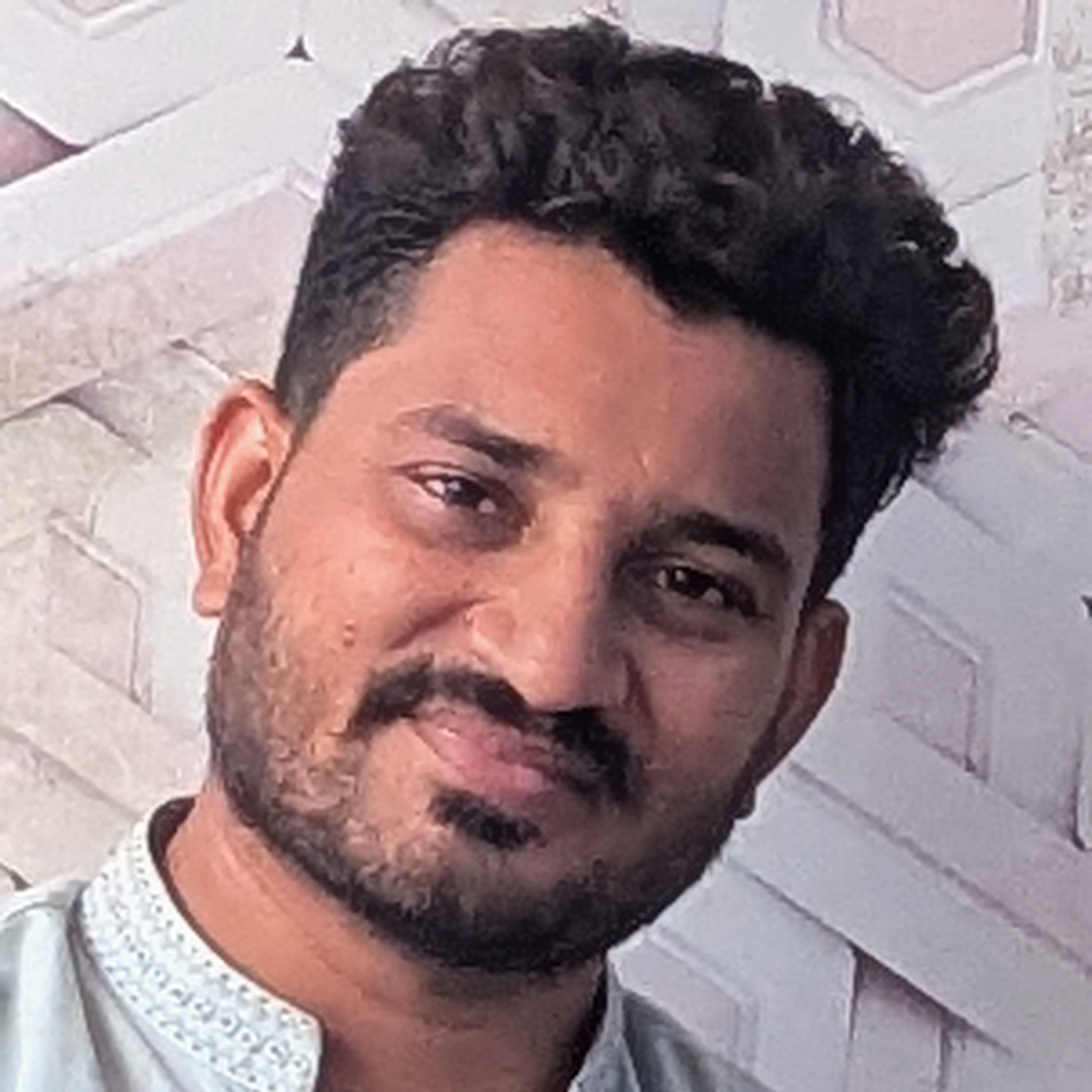 Gulistan mobile